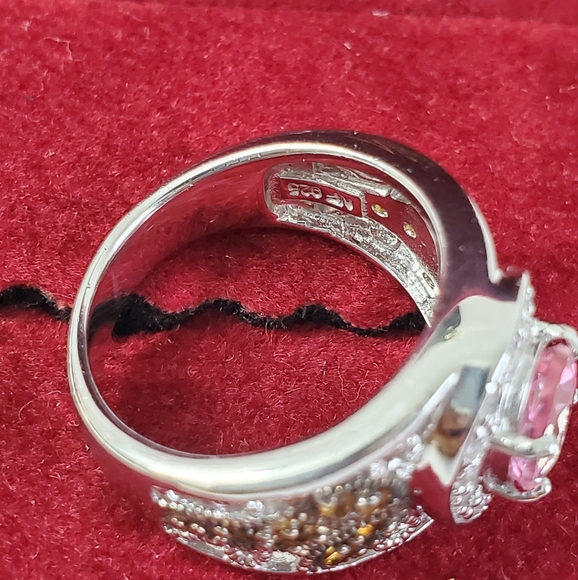 Watch Video / Sterling Silver 925 Pink Sapphire Ring - Picture 6 of 8